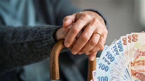 Emeklilerin fark ödemeleri başlıyor